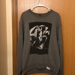 Diamond crewneck